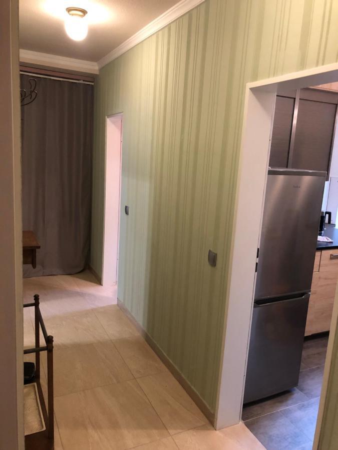 3 Mobiliert Nahe Zentrum/3 Furnished Near Center *