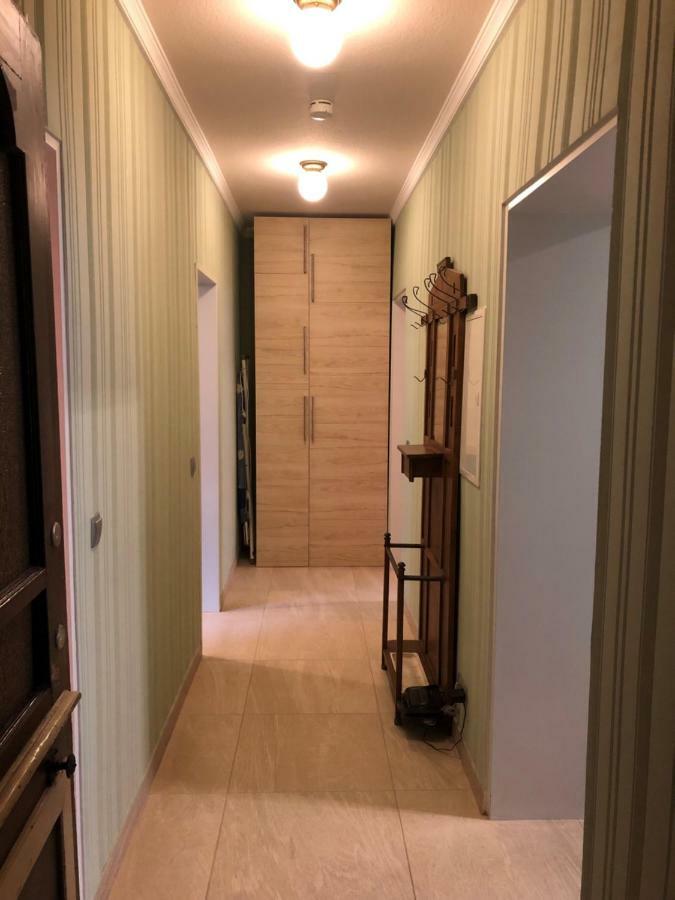3 Mobiliert Nahe Zentrum/3 Furnished Near Center *